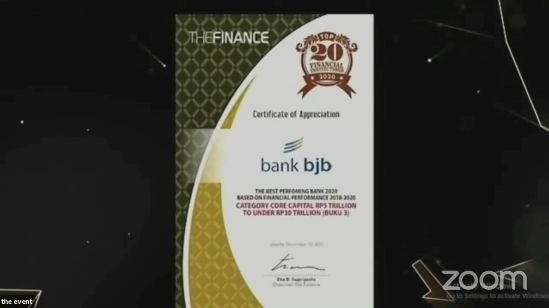 Prestasi di Tengah Pandemi, bank bjb Raih Penghargaan Top 20 Financial Institution 2020 Prestasi di Tengah Pandemi, bank bjb Raih Penghargaan Top 20 Financial Institution 2020