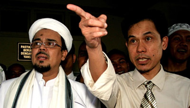 Terkait Penembakan 6 Anggota FPI Ada Dua Keterangan yang Berbeda
