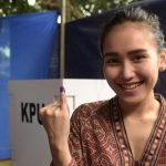 Ikut Nyoblos, Ayu Ting Ting Pilih yang Amanah