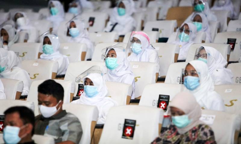 Peserta Lolos Seleksi CPNS Terima SK