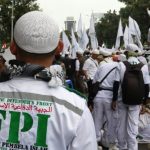 Massa FPI Minta Rizieq Shihab Dibebaskan, DPR: Hukum Tidak Boleh Diintervensi