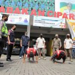 Satpol PP Pantau Prokes Hingga Pemukiman Warga