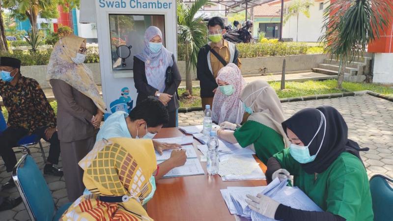 Calkades Tes Swab, Panitia Wajib Rapid Test