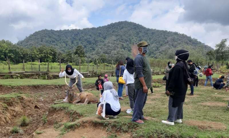 Pemkab Bebaskan Wisatawan Berlibur