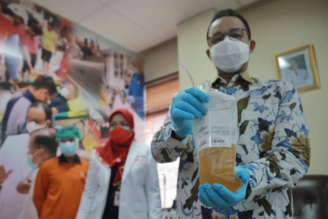 Usai Sembuh dari COVID-19, Anies Baswedan Donorkan Plasma Darah