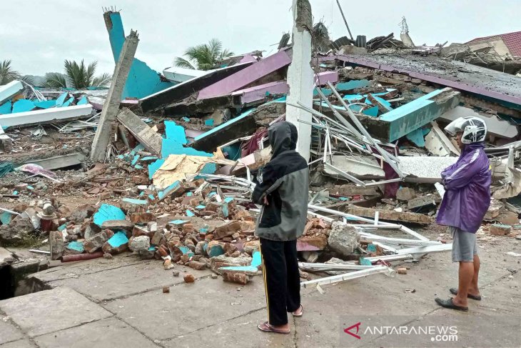 Gempa Guncang Mamuju, 15 Ribu Warga di Pengungsian Butuh Bantuan