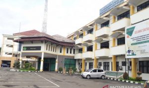 Pemkot Bekasi Tugaskan 200 Nakes di RS Darurat Asrama Haji Bekasi
