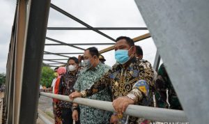 Pemerintah Kabupaten Bekasi Perbaiki Jembatan Cipamingkis Demi Antisipasi Longsor