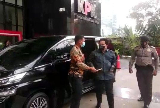 Erick Thohir dan Menkes Sambangi KPK, Munculkan Tanya