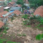 Tebing  Perumahan SBG Cimanggung Ambruk, Empat Orang Tewas Tertimbun