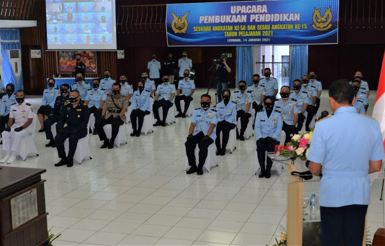 Kasau: Di Era Disruptif, Pendidikan Jadi Pondasi Esensial Kasau: Di Era Disruptif, Pendidikan Jadi Pondasi Esensial