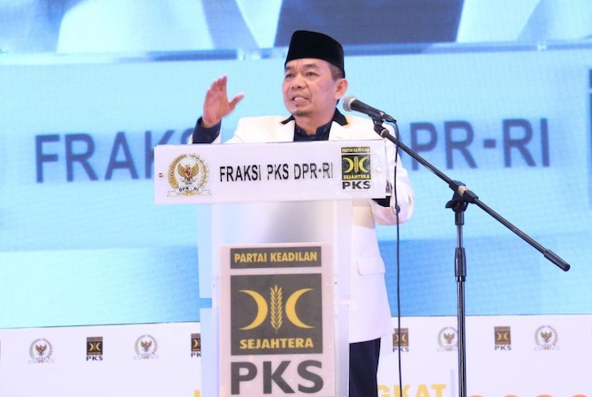Ketua Fraksi PKS: Aksi Bom Bunuh Diri di Depan Gereja Makassar Tidak Beragama