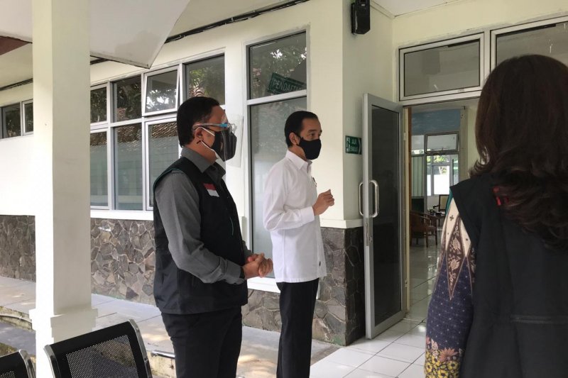 Pemkot Bogor Prioritaskan Tenaga Kesehatan untuk Dapat Vaksinasi COVID-19 Pemkot Bogor Prioritaskan Tenaga Kesehatan untuk Dapat Vaksinasi COVID-19
