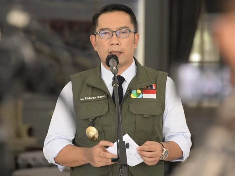 Ridwan Kamil Wajibkan Masyarakat Jawa Barat Divaksinasi COVID-19