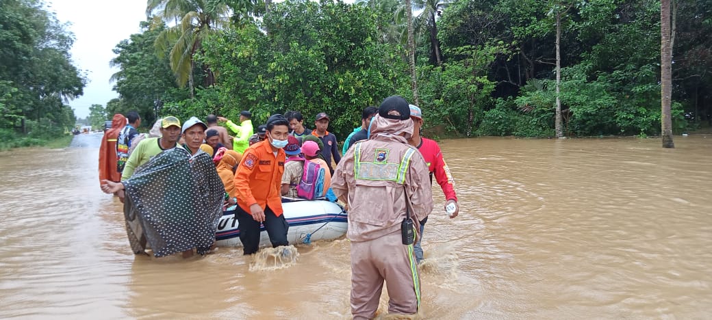 Banjir Rendam 6.346 Rumah, Dua Puluh Ribu Jiwa Terdampak Banjir di Kalimantan Selatan Banjir Rendam 6.346 Rumah, Dua Puluh Ribu Jiwa Terdampak Banjir di Kalimantan Selatan