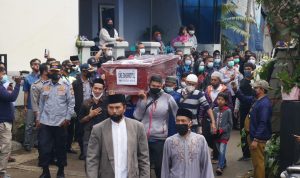 Pramugari Sriwijaya Air Asal Bandung Barat Itu Akhirnya Dimakamkan Pramugari Sriwijaya Air Asal Bandung Barat Itu Akhirnya Dimakamkan