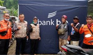 Bank bjb Berikan Bantuan kepada Korban Bencana di Jabar Bank bjb Berikan Bantuan kepada Korban Bencana di Jabar