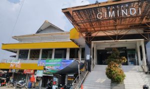 Pasar Tradisional di Cimahi Dikejar Target Rp 1 Miliar Pasar Tradisional di Cimahi Dikejar Target Rp 1 Miliar