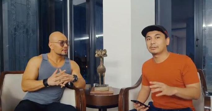 Deddy Corbuzier Lebih Pilih Raditya Dika Daripada Raffi Ahmad Untuk Influencer Vaksin COVID-19