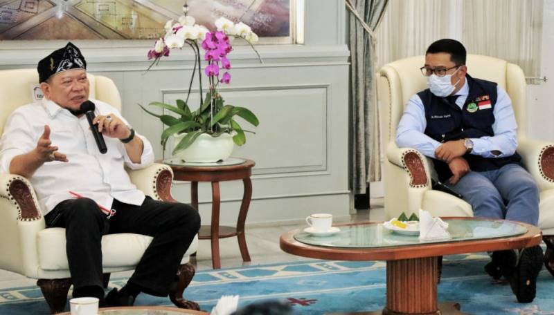 Emil Tuntut Keadilan Politik