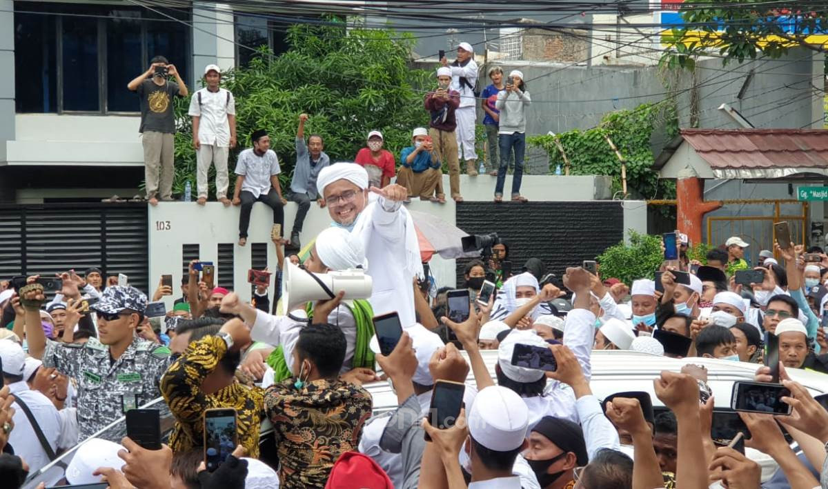 Habib Rizieq Shihab Kembali Didatangi Bareskim Polri Untuk Diperiksa Penyidik Mengenai Kasus Kerumunan
