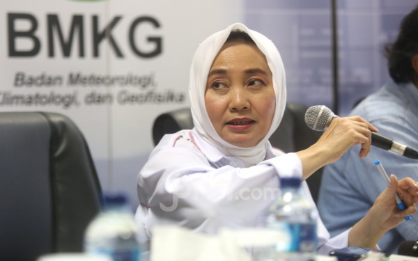 Warga Mamuju Diimbau Untuk Jauhi Area Pantai, BMKG Ingatkan Potensi Gempa Susulan