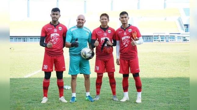 Empat Kiper Persib Latihan Bareng, Passos Beri Pujian