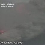 Luncurkan Awan Panas, Merapi Masih Berstatus Siaga