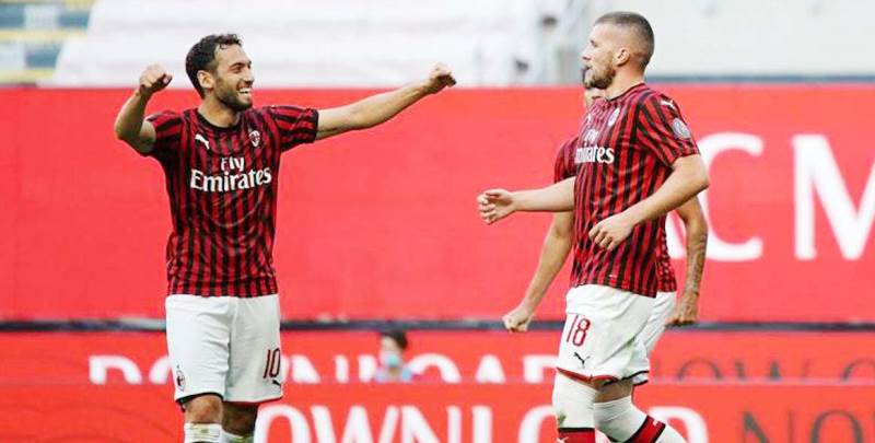 Calhanoglu Resmi 'Tinggalkan' Milan
