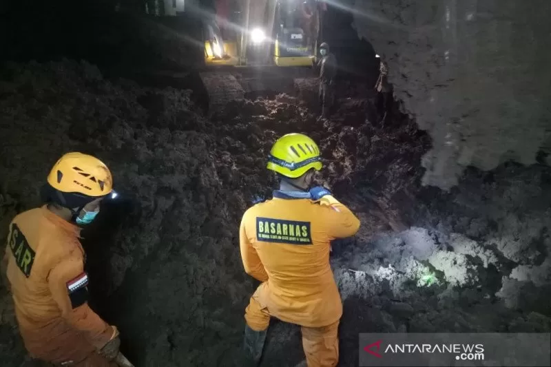 Korban Tewas Longsor Sumedang Bertambah Jadi 25 orang, Waktu Pencarian Diperpanjang
