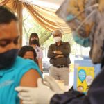 Berburu Jadwal Vaksin, Pejabat Dulu, Baru Masyarakat Umum