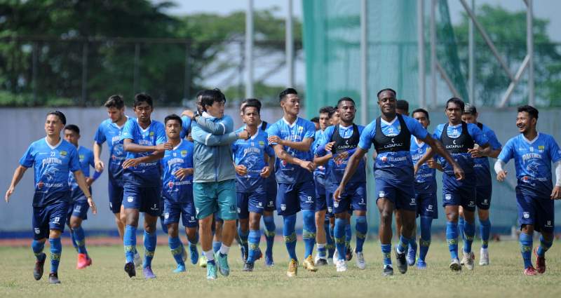 Ogah Kumpulkan Pemain Sebelum Kompetisi Jelas