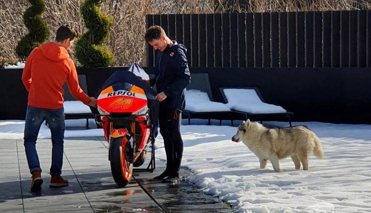 Pol Espargaro: Aku Ingin Menangis, Aku akan Menjaga Motor Ini Selamanya