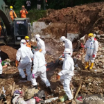 Tim SAR Masih Mencari 4 Orang Diduga Masih Tertimbun Longsor di Sumedang
