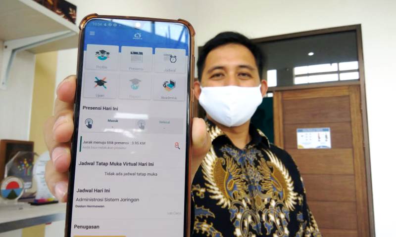 Luncurkan Aplikasi Sekolahan.id 