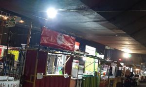 Suasana Wisata Kuliner Kawasan Tamansari di Malam Hari Suasana Wisata Kuliner Kawasan Tamansari di Malam Hari