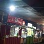 Suasana Wisata Kuliner Kawasan Tamansari di Malam Hari Suasana Wisata Kuliner Kawasan Tamansari di Malam Hari