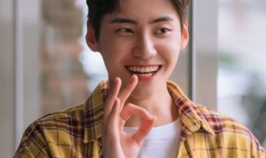 Woo Davi dan Lee Jin Hyuk UP10TION Jadi Dokter Cinta di Drama Dear M!