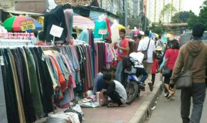 PKL di Kabupaten Bandung Keluhkan Retribusi PKL di Kabupaten Bandung Keluhkan Retribusi