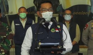 Bantah Soal Masuk Golkar, Emil: Ada Beberapa Partai Juga yang Menawari Bantah Soal Masuk Golkar, Emil: Ada Beberapa Partai Juga yang Menawari