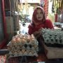 Harga Telur Kembali Naik, Penjualan di Pasar Kosambi Masih Stabil