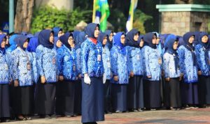 Kalangan Kampus di Jabar Dukung Larangan ASN Berafiliasi dengan Ormas Terlarang Kalangan Kampus di Jabar Dukung Larangan ASN Berafiliasi dengan Ormas Terlarang