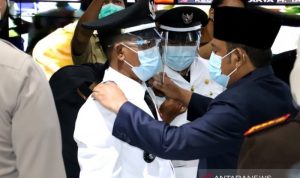 Bupati Bekasi Lantik Kepala Desa Secara Virtual