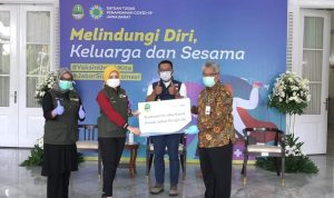 bank bjb Serahkan Bantuan Penanganan Bencana di Jabar bank bjb Serahkan Bantuan Penanganan Bencana di Jabar