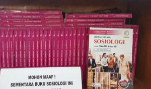 Ada Tautan Situs Dewasa di Buku Pelajaran Sosiologi SMA Ada Tautan Situs Dewasa di Buku Pelajaran Sosiologi SMA