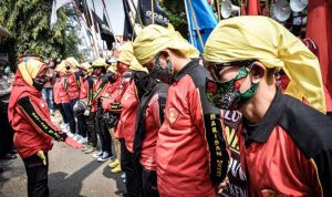 Kebijakan Penangguhan Pembayaran UMK Dihapus Kebijakan Penangguhan Pembayaran UMK Dihapus