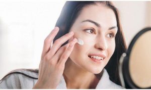 Kiat Agar Kulit Tetap Sehat Selama Berpuasa Ilustrasi Perawatan Kelembaban Kulit Wajah. (Istimewa)