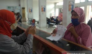 Kantor Pos di Bekasi Sudah Sedia Meterai Baru Rp10.000