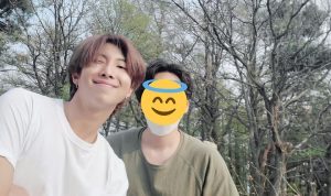 Potret Namjoon BTS Kala "Namjooning", Obat Refreshing Biar Nggak Stres