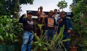 Dari Sebuah Kedai Kopi Lereng Tanggul Menjadi Koperasi Dari Sebuah Kedai Kopi Lereng Tanggul Menjadi Koperasi